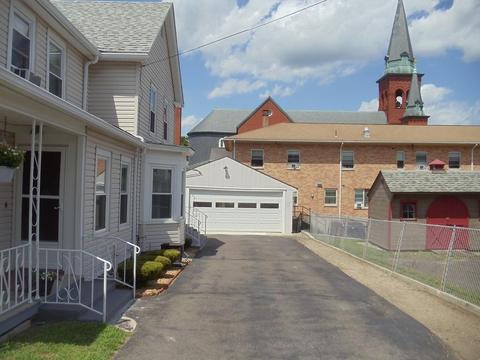 3 Clifford Ave, Ware, MA 01082 photo 4
