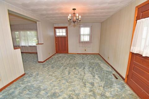 4 Briggs St, Easthampton, MA 01027 photo 13