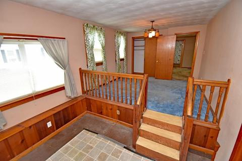 4 Briggs St, Easthampton, MA 01027 photo 18