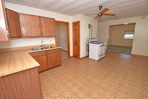 4 Briggs St, Easthampton, MA 01027 photo 23