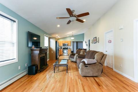 2096 Pleasant St, Fall River, MA 02723 photo 2