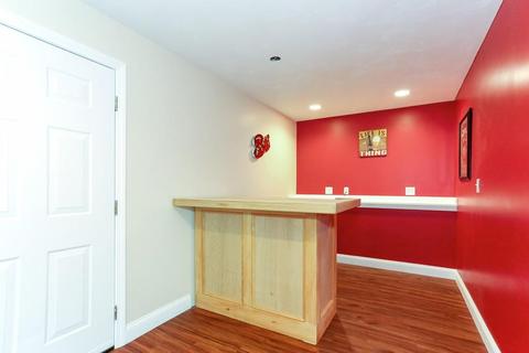 2096 Pleasant St, Fall River, MA 02723 photo 9