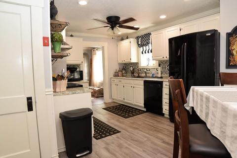 685 S Main St, Athol, MA 01331 photo 5