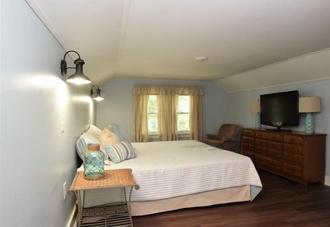 685 S Main St, Athol, MA 01331 photo 26