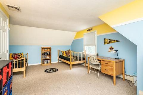 178 Senator St, Springfield, MA 01129 photo 18