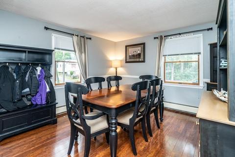 178 Senator St, Springfield, MA 01129 photo 15