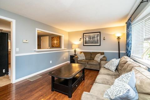 178 Senator St, Springfield, MA 01129 photo 10