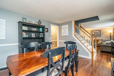 178 Senator St, Springfield, MA 01129 photo 14