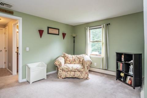 178 Senator St, Springfield, MA 01129 photo 23