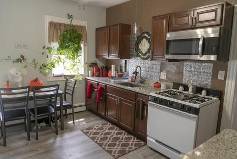 245 Springvale Ave, Everett, MA 02149 photo 4