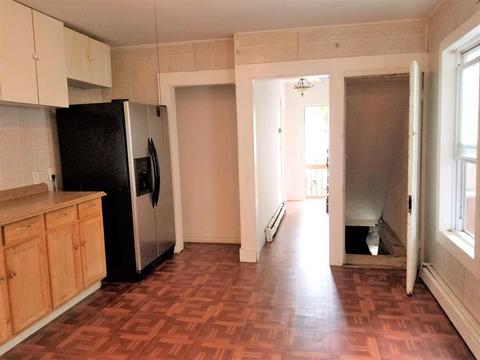 24 Cheney Pl, Lowell, MA 01851 photo 10