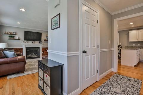 39 Chase St, Danvers, MA 01923 photo 10