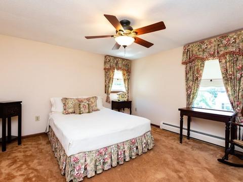 146 Hackensack Rd, Boston, MA 02467 photo 10
