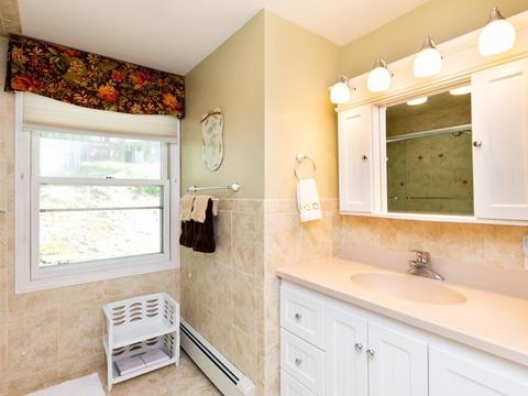 146 Hackensack Rd, Boston, MA 02467 photo 15