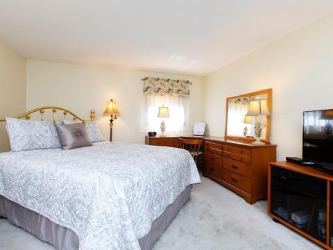 146 Hackensack Rd, Boston, MA 02467 photo 8
