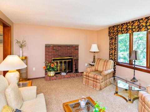 146 Hackensack Rd, Boston, MA 02467 photo 3