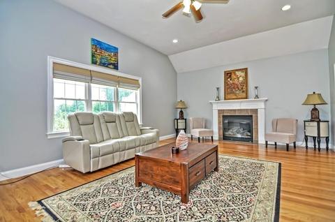 25 Jenna Ln, Sutton, MA 01590 photo 8