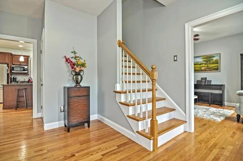 25 Jenna Ln, Sutton, MA 01590 photo 2