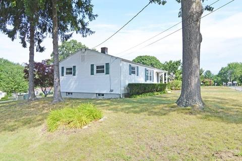54 Regal St, Springfield, MA 01118 photo 24