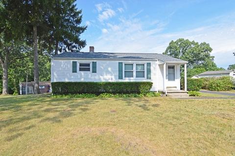 54 Regal St, Springfield, MA 01118 photo 30
