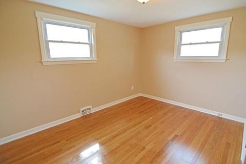54 Regal St, Springfield, MA 01118 photo 17