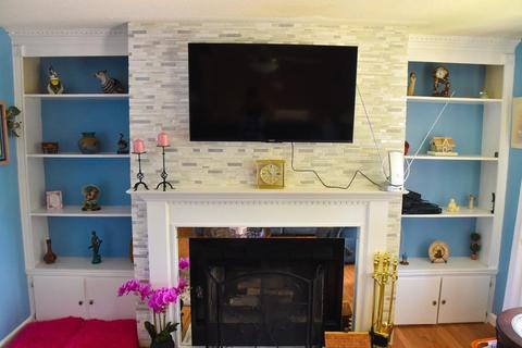 50 Bernard St, Chicopee, MA 01013 photo 10