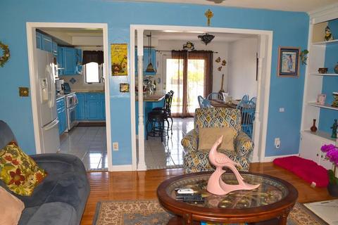 50 Bernard St, Chicopee, MA 01013 photo 11