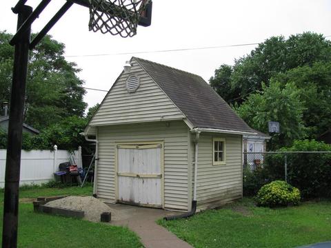 37 Demond Ave, Springfield, MA 01107 photo 2