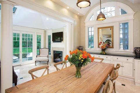 130 Dean Rd, Brookline, MA 02445 photo 8