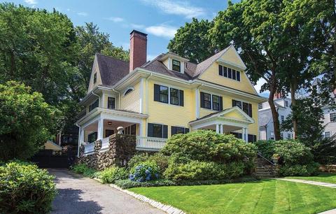 130 Dean Rd, Brookline, MA 02445 photo 1