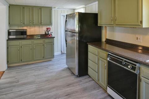 24 Ash St, Danvers, MA 01923 photo 12