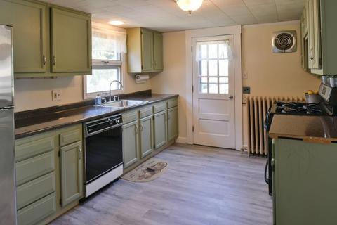 24 Ash St, Danvers, MA 01923 photo 13