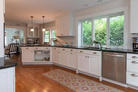 28 Bubier Rd, Marblehead, MA 01945 photo 3