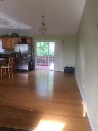 1096 Laurel St, Fall River, MA 02721 photo 7