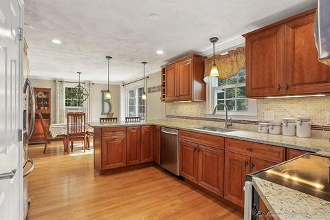 9 Crescent Dr, Georgetown, MA 01833 photo 14