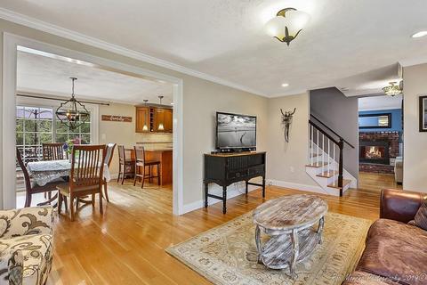 9 Crescent Dr, Georgetown, MA 01833 photo 7