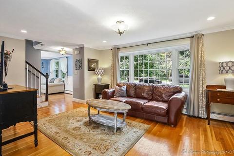9 Crescent Dr, Georgetown, MA 01833 photo 6