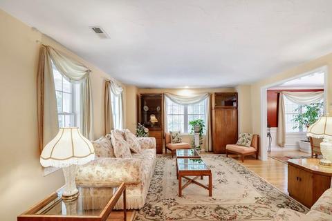 13 Centennial Dr, Blackstone, MA 01504 photo 4