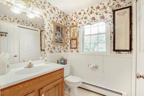 13 Centennial Dr, Blackstone, MA 01504 photo 14