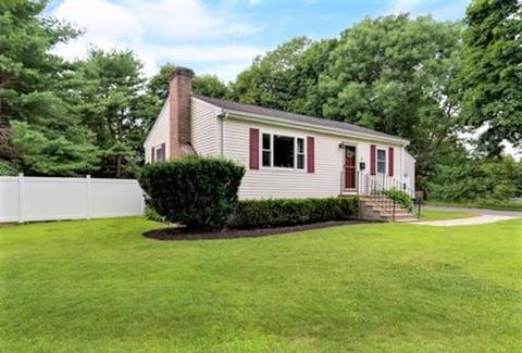 4 Erwin Rd, North Reading, MA 01864 photo 2