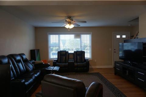 35 Arcadia, Springfield, MA 01118 photo 13