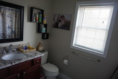 35 Arcadia, Springfield, MA 01118 photo 15