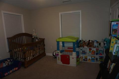 35 Arcadia, Springfield, MA 01118 photo 29