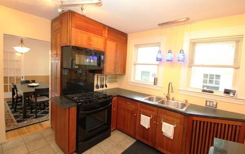 52 Highland St, Reading, MA 01867 photo 9