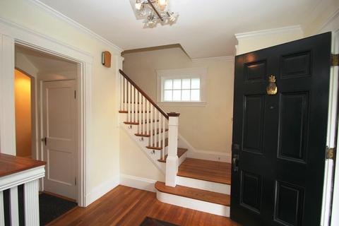 52 Highland St, Reading, MA 01867 photo 8