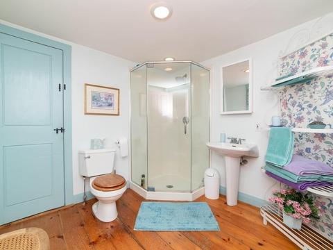 269 Hale St, Beverly, MA 01915 photo 26