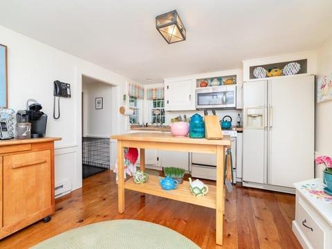 269 Hale St, Beverly, MA 01915 photo 6