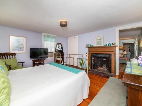 269 Hale St, Beverly, MA 01915 photo 14