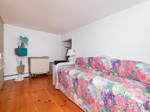 269 Hale St, Beverly, MA 01915 photo 18