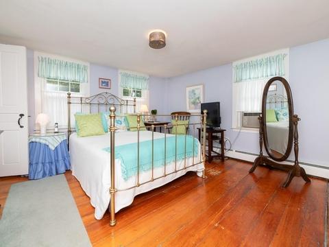 269 Hale St, Beverly, MA 01915 photo 13